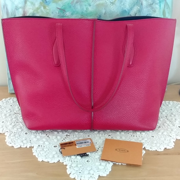 Tod's Joy Tote ❤️❤️ - Picture 9 of 17